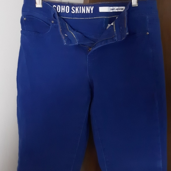 DKNY Jeans - Picture 2 of 4